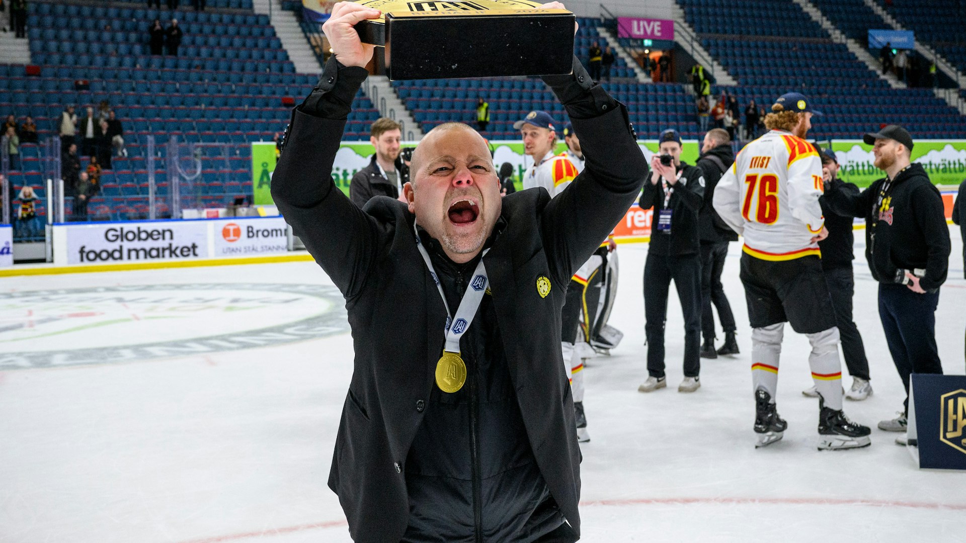 Niklas Gällstedt utsedd till Årets Coach