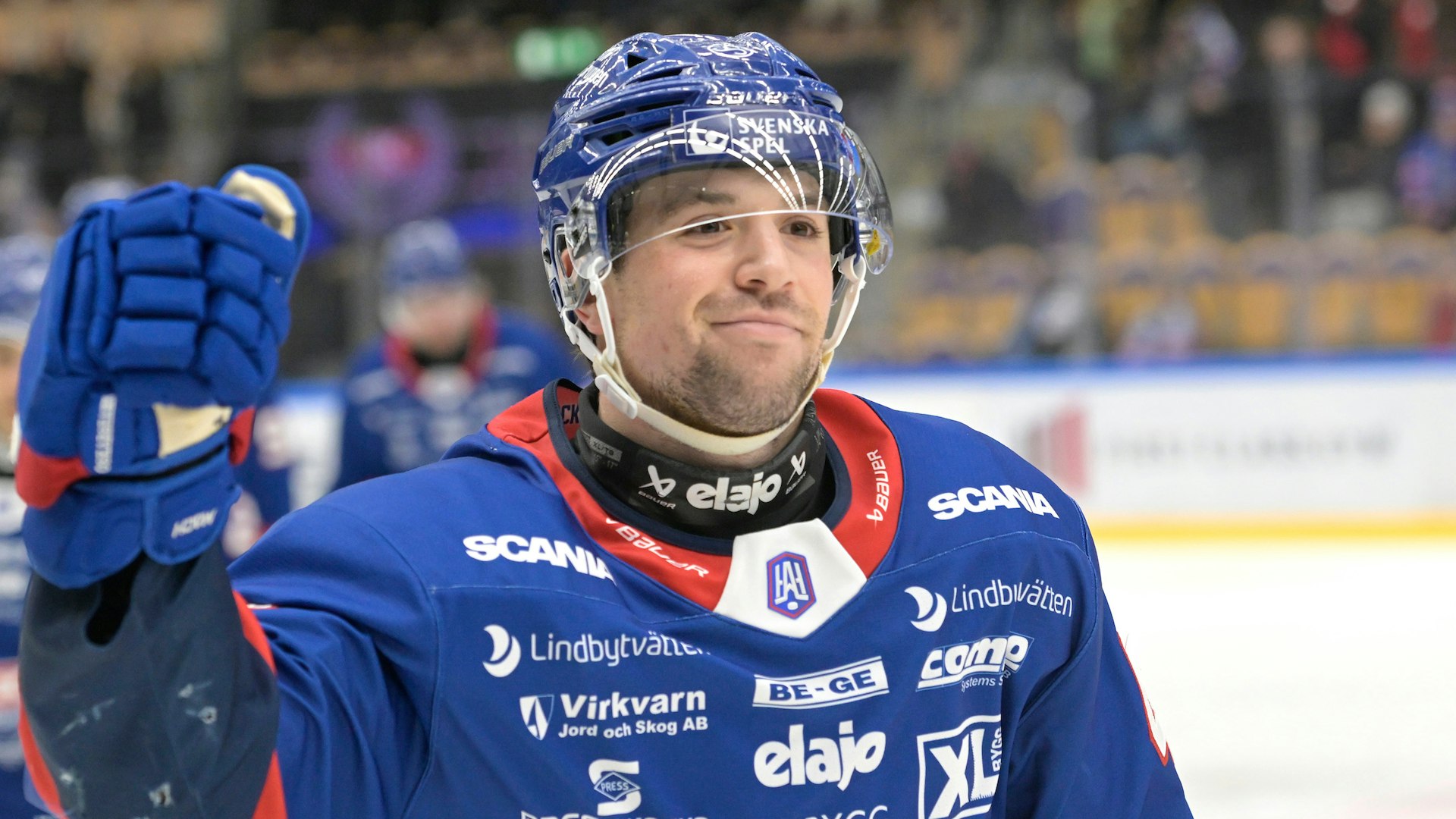 Oskarshamn, SVERIGE - 10 JANUARI 2025 : Skarprättaren, Oskarshamn 49 Michael Joyaux under matchen i HockeyAllsvenskan mellan Oskarshamn och Västerås på BE-GE Hockeycenter den 10 JANUARI i Oskarshamn
( Foto: Ilkka Ranta/ IR-FOTO )
Nyckelord Keywords: Ishockey, HockeyAllsvenskan, Oskarshamn, Västerås, ***Betalbild***