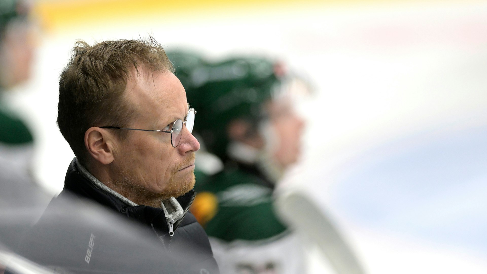 Oskarshamn, SVERIGE - 19 FEBRUARI 2025 : Tingsryd tränare Arto Miettinen under matchen i HockeyAllsvenskan mellan Oskarshamn och Tingsryd på BE-GE Hockeycenter den 19 FEBRUARI i Oskarshamn
( Foto: Ilkka Ranta/ IR-FOTO )
Nyckelord Keywords: Ishockey, HockeyAllsvenskan, Oskarshamn, Tingsryd, ***Betalbild***