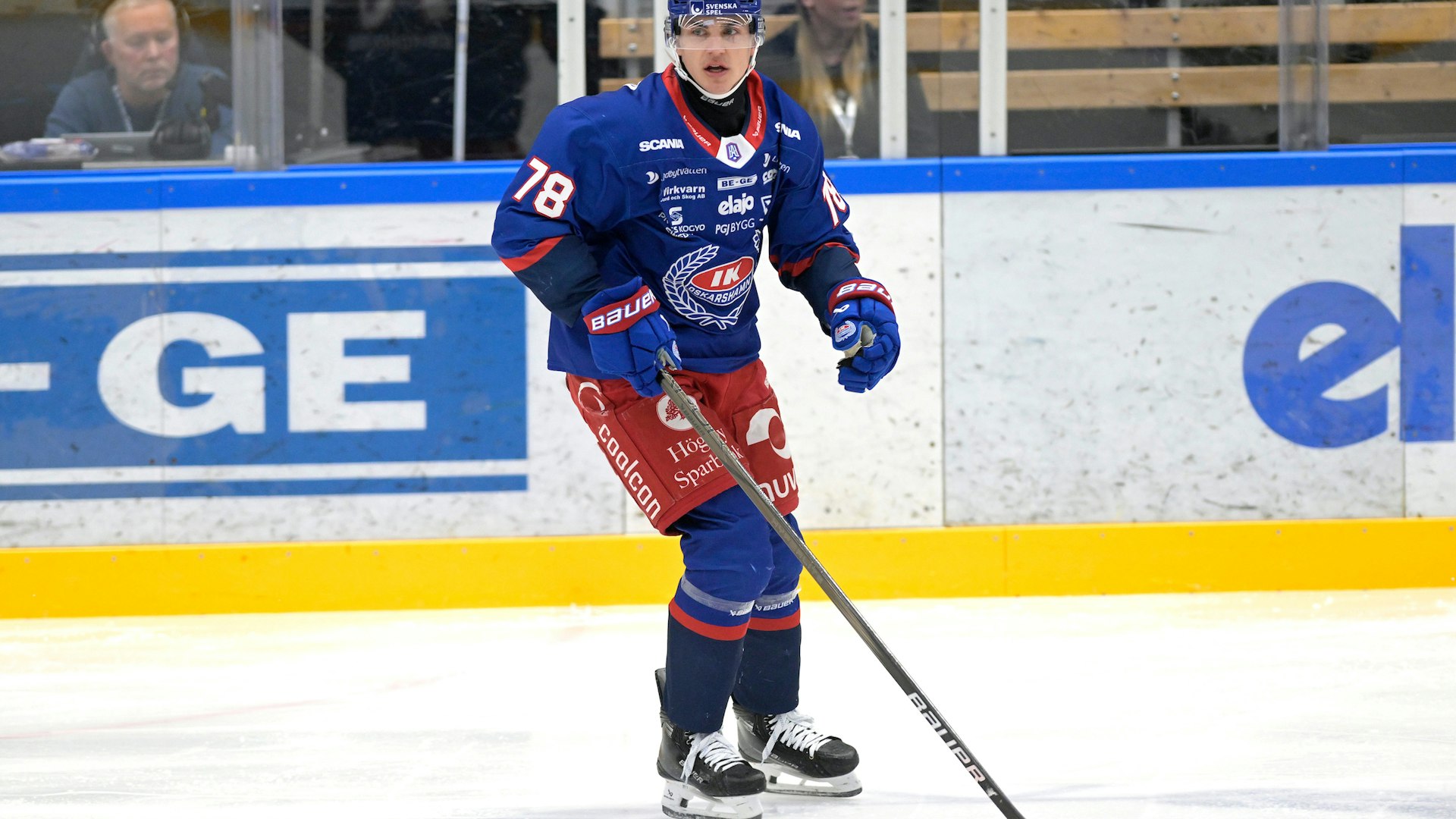 Oskarshamn, SVERIGE - 19 FEBRUARI 2025 : Oskarshamn 78 Herman Hansson under matchen i HockeyAllsvenskan mellan Oskarshamn och Tingsryd på BE-GE Hockeycenter den 19 FEBRUARI i Oskarshamn
( Foto: Ilkka Ranta/ IR-FOTO )
Nyckelord Keywords: Ishockey, HockeyAllsvenskan, Oskarshamn, Tingsryd, ***Betalbild***