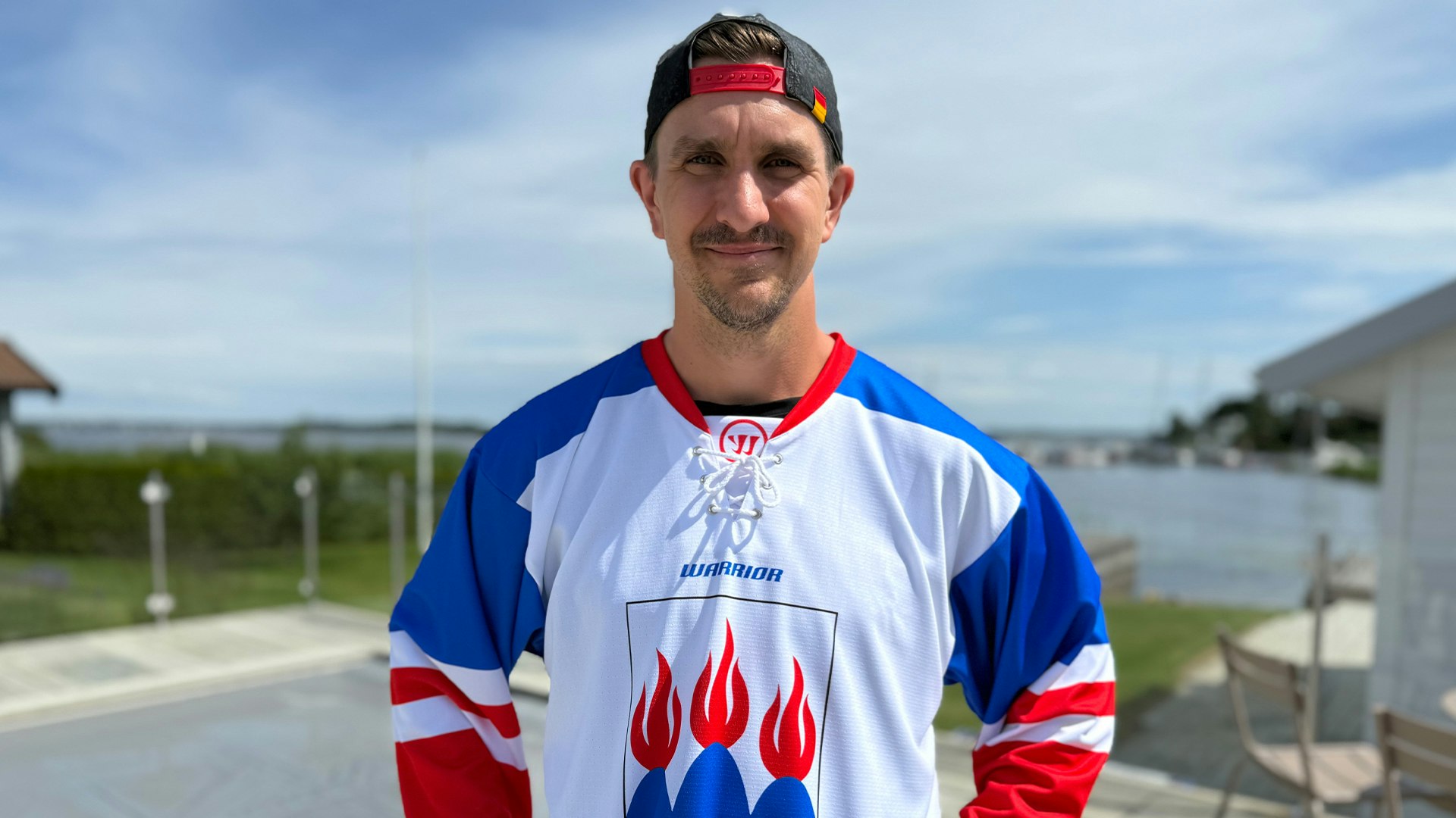 mikael backlund 16x9